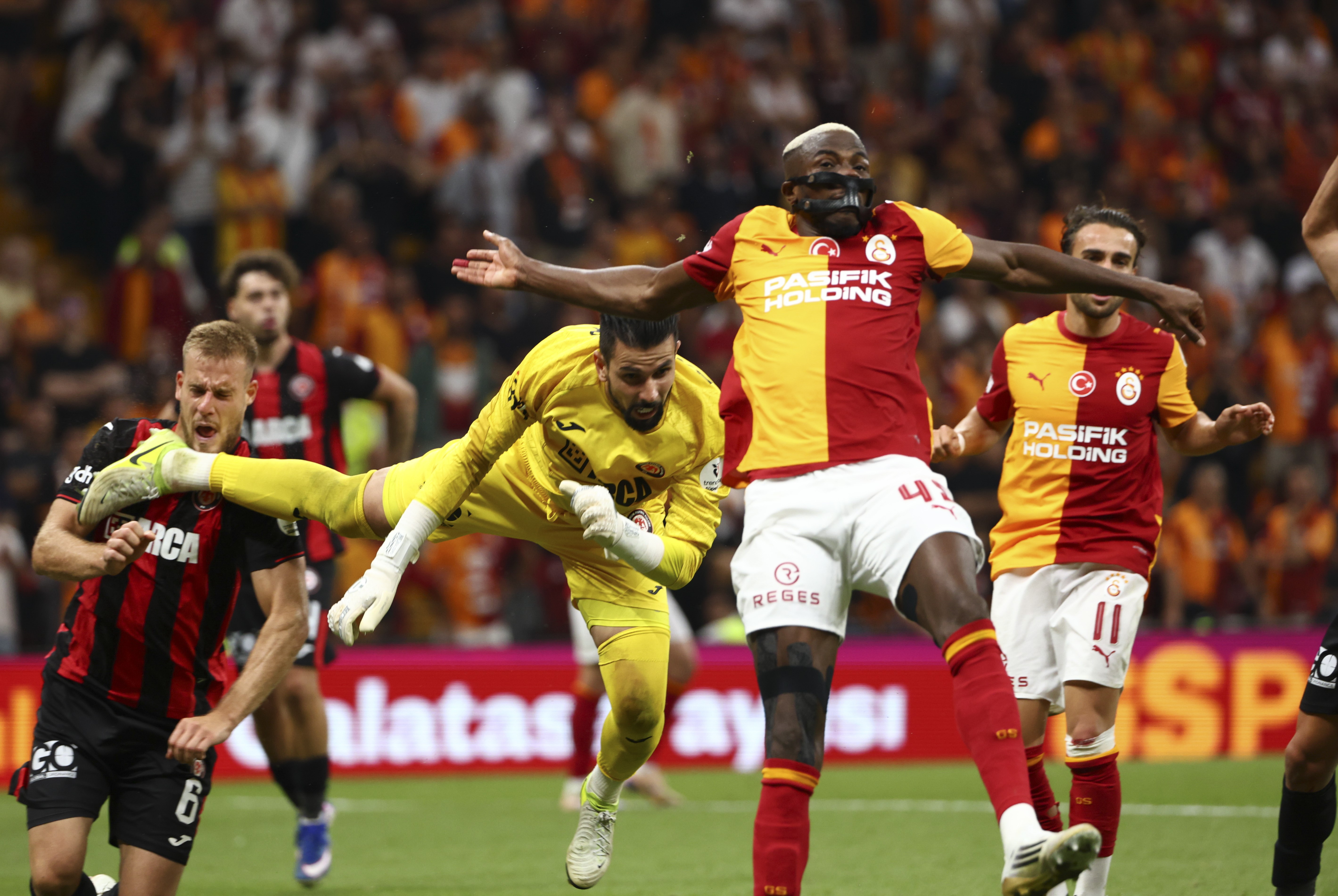 2 Gol Yedi Ama Galatasaray-Çorum FK Maçına Damga Vurdu: Herkes Marcos Felipe'yi Konuştu