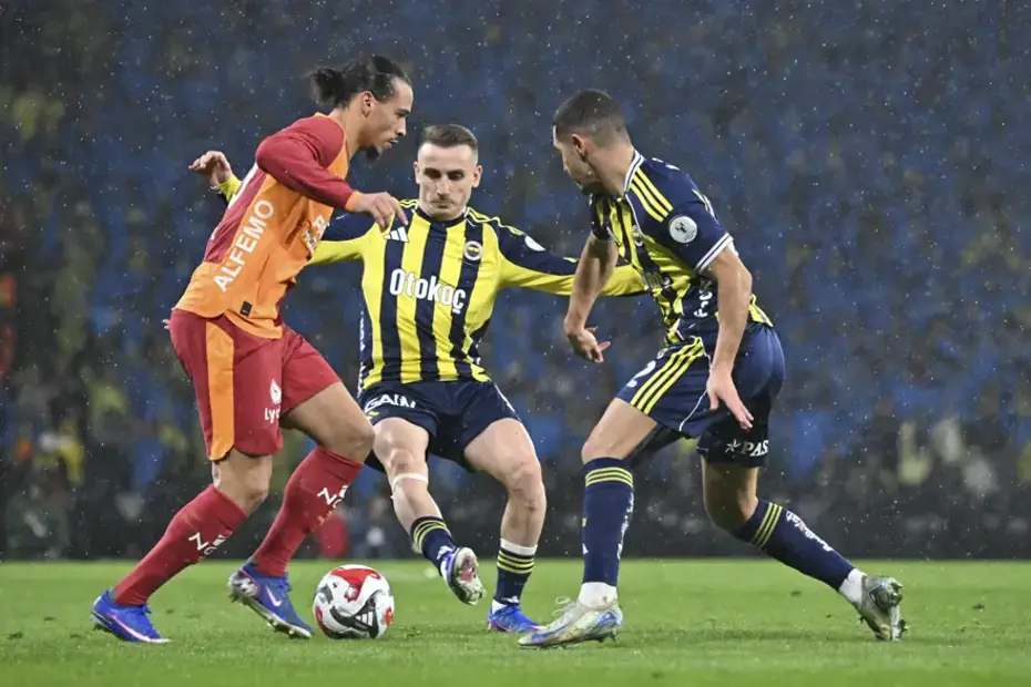 25 Nisan 2026 Spor Dünyası: Derbi Heyecanı ve Transfer Gündemi