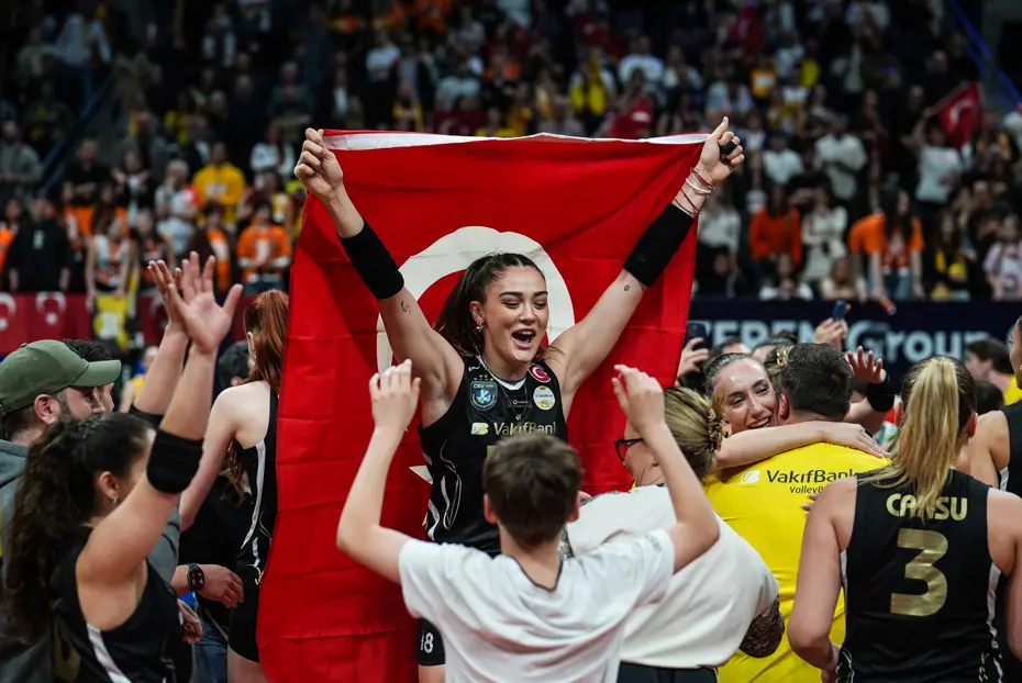 4 Mayıs 2026 Spor Gündemi: Gazetelerin Manşetleri ve Öne Çıkan Gelişmeler
