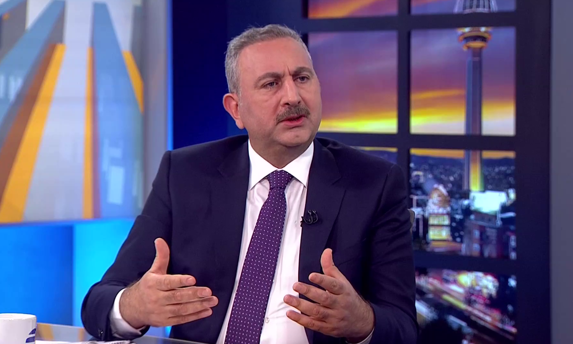 Abdulhamit Gül'den Kanun Teklifi Açıklaması: Toplumsal Mutabakat Vurgusu