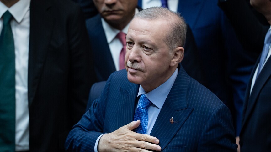 AK Parti 25. Yaşını Kutluyor: Cumhurbaşkanı Erdoğan'dan Tarihi Mesajlar Bekleniyor