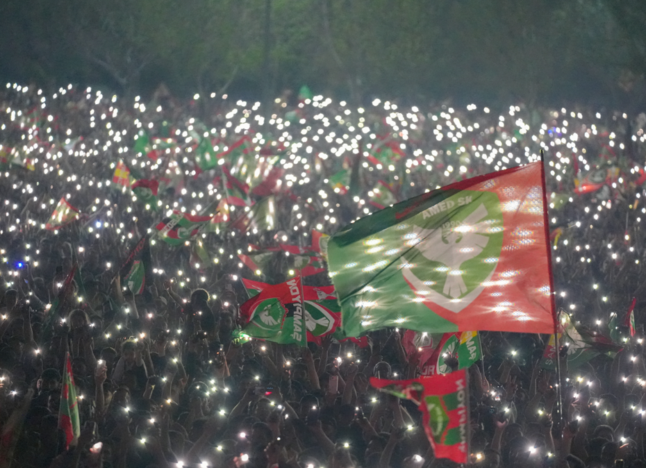 Amedspor'un Tarihi Başarısı Diyarbakır'da Coşkuyla Kutlandı
