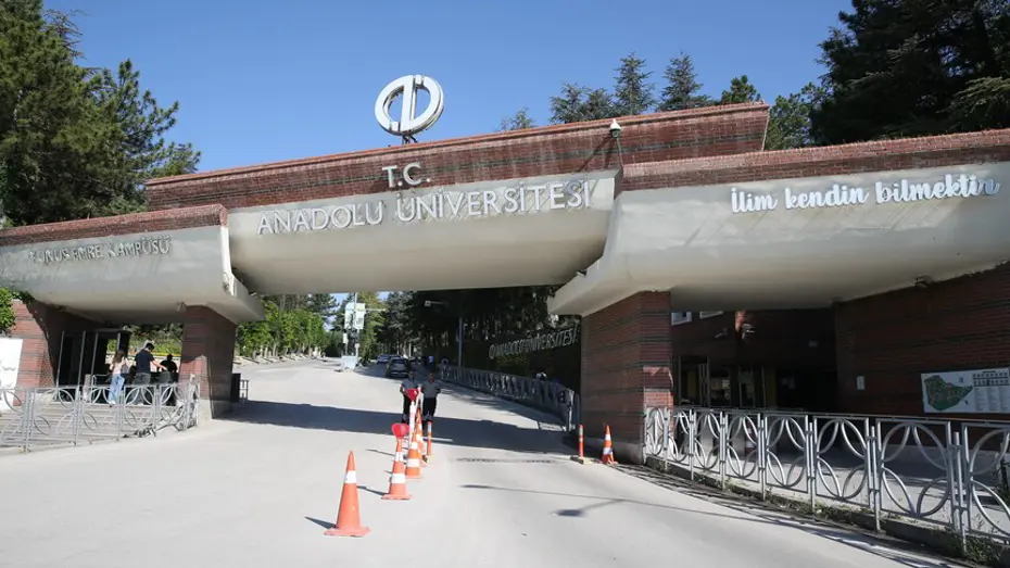 Anadolu Üniversitesinden Geleceğin Mesleklerine Yatırım: 15 Yeni Bölüm Öğrenci Alacak