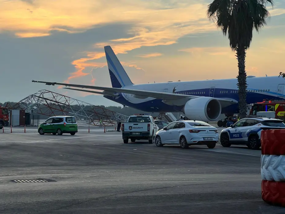 Antalya Havalimanı'nda THY Uçağı Kaza Yaptı: 1 Yaralı