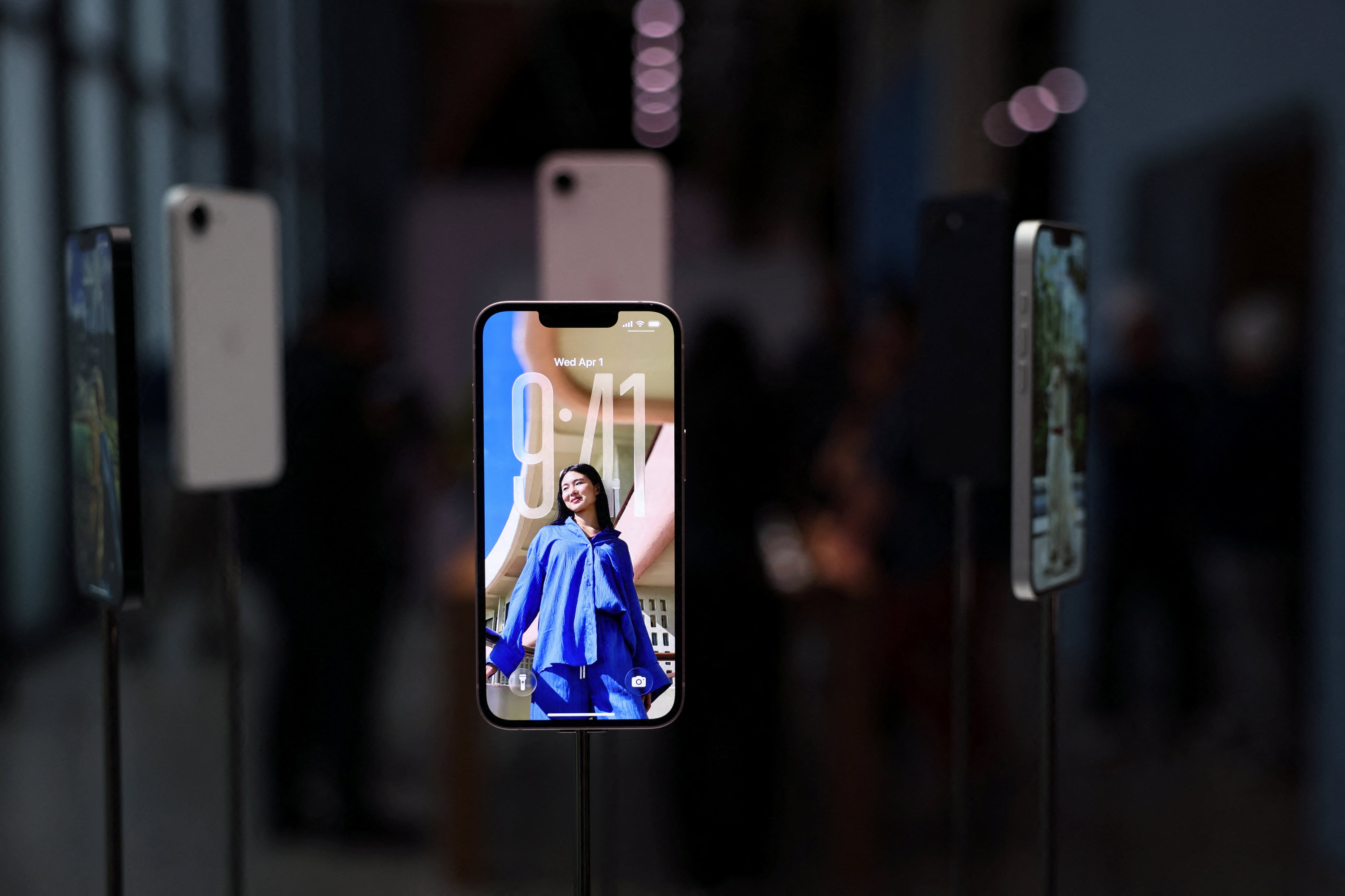 Apple Bugün Tanıtacak: iPhone 18 Pro ve İlk Katlanabilir Telefonun Fiyatı Ne Kadar Olacak?