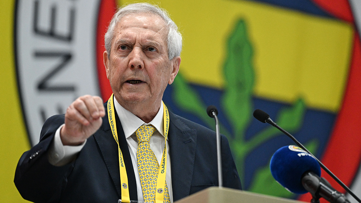 Aziz Yıldırım'dan Dev Transfer Talimatı! Fenerbahçe'den Galatasaray'a Çalım Hazırlığı