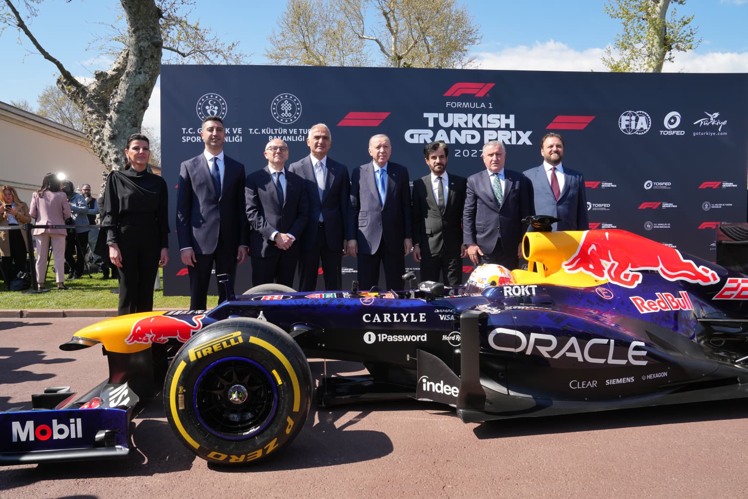 Bakan Ersoy Duyurdu: İstanbul Park 2031 Yılına Kadar F1 Takviminde