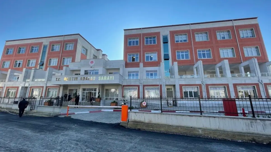 Bartın'da 13 Yaşındaki Çocuğa Cinsel İstismar Skandalı: Korkunç Detaylar Gün Yüzüne Çıktı