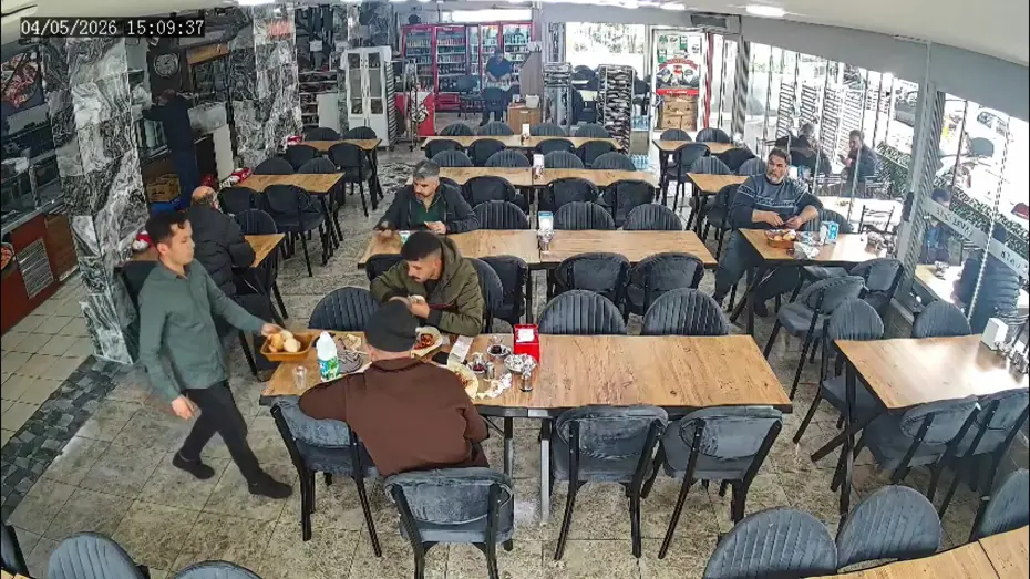 Başakşehir'de Pes Dedirten Olay: Hesap Ödemeden Kaçtılar