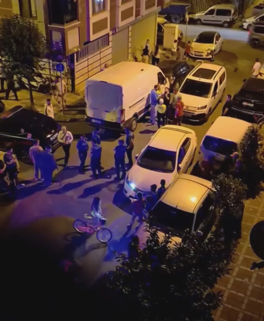 Bayrampaşa'da Polis Nüfuzuna Direnen Şüpheliler Kaza Yaptı: 1 Gözaltı
