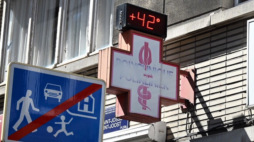 Belçika'da Aşırı Sıcaklar Hayatı Felç Etti: Turuncu Alarm ve Tren Seferleri İptal