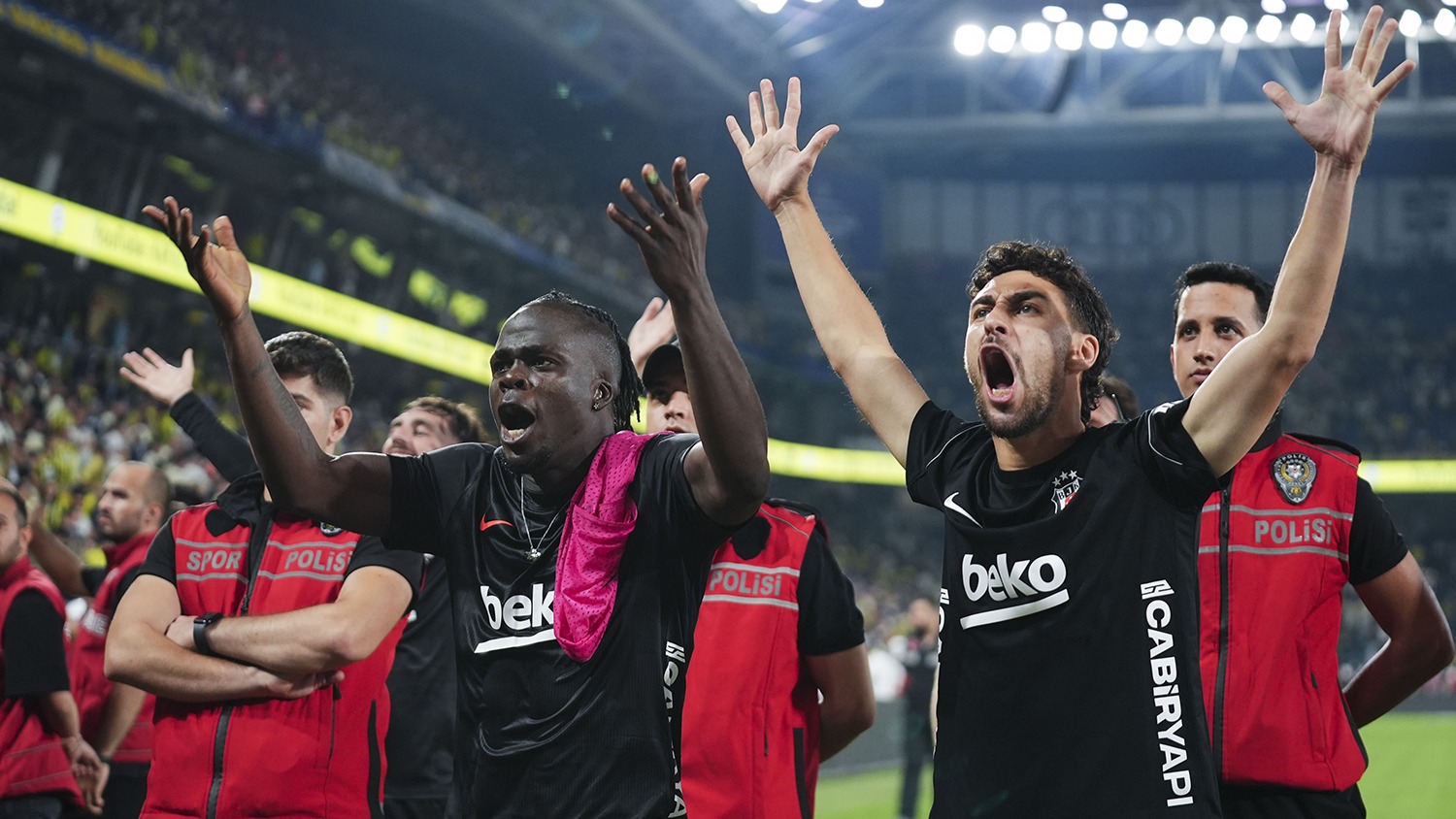Beşiktaş, Bir Sezonluk Aranın Ardından Fenerbahçe Deplasmanında Derbi Kazandı