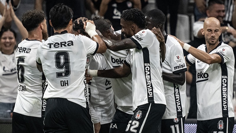 Beşiktaş Doludizgin Devam Ediyor: Dolmabahçe'de Erzurumspor FK'ya Şans Tanımadı