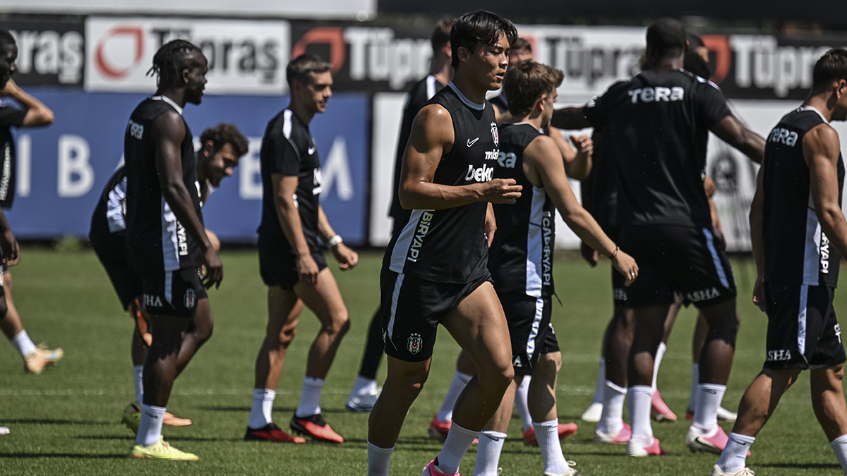 Beşiktaş, Hradec Kralove Maçının Hazırlıklarını Tamamladı
