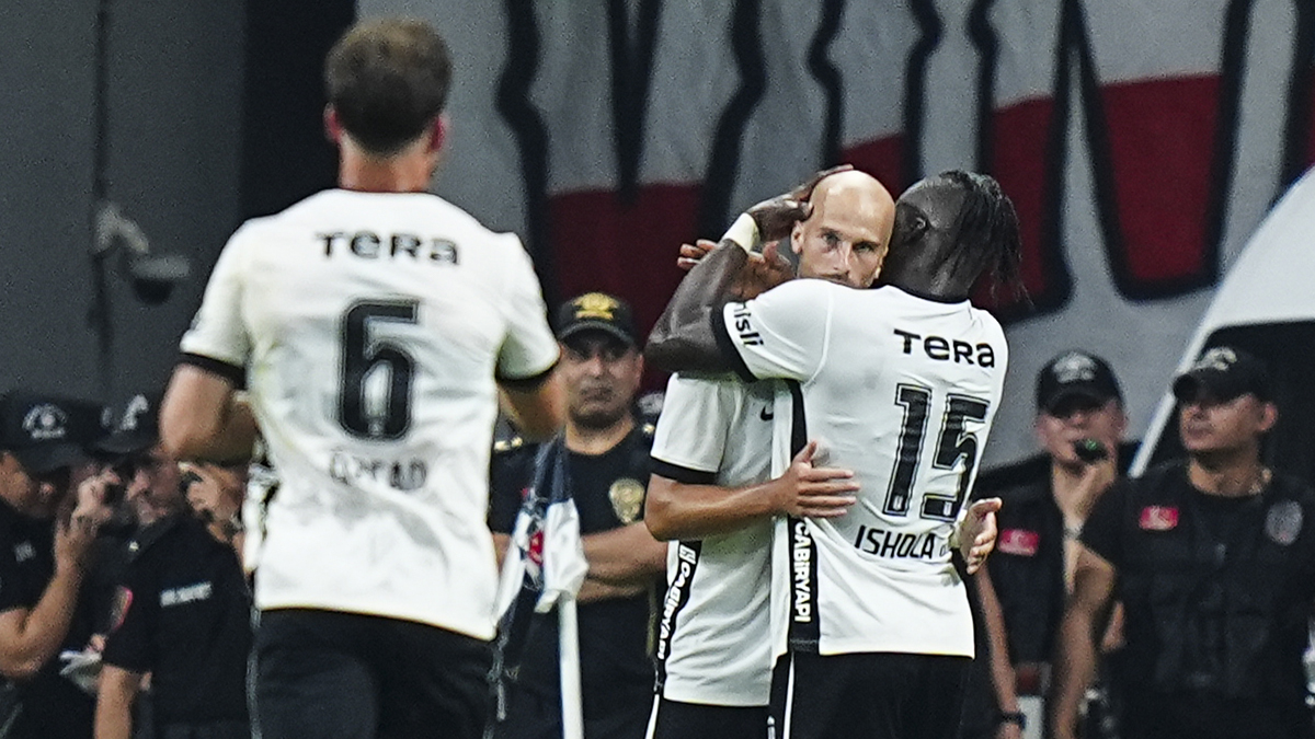 Beşiktaş'ın yeni Pascal Nouma'sı | Spor yazarları Beşiktaş için ne dedi?