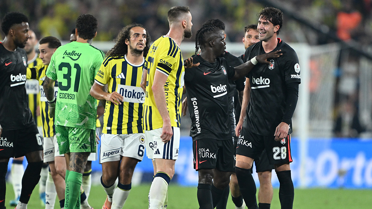 Beşiktaş'ta Kırmızı Alarm: Derbideki Hareket Vlahovic'in Başını Yakabilir