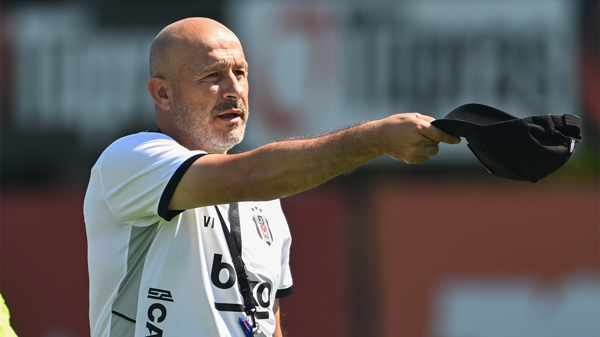 Beşiktaş'ta Yeni Sağ Kanat Netleşti! Vincenzo Italiano'dan Sürpriz Hamle