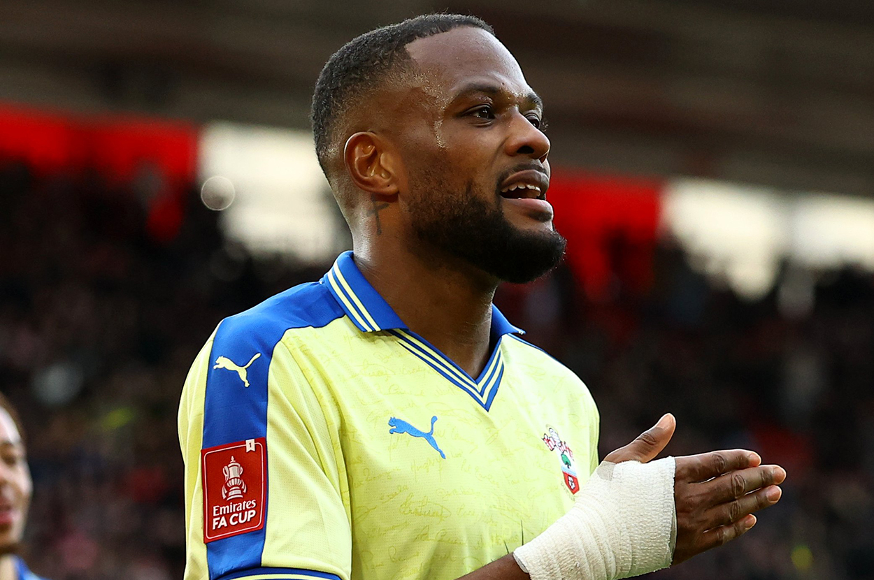 Cyle Larin İngiltere'de Fırtına Gibi Esti: 6 Maçta Tarih Yazdı