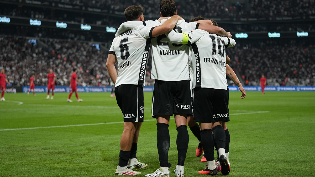 Derbiyi tehdide dönüştürdü: Spor yazarları Beşiktaş'ı değerlendirdi