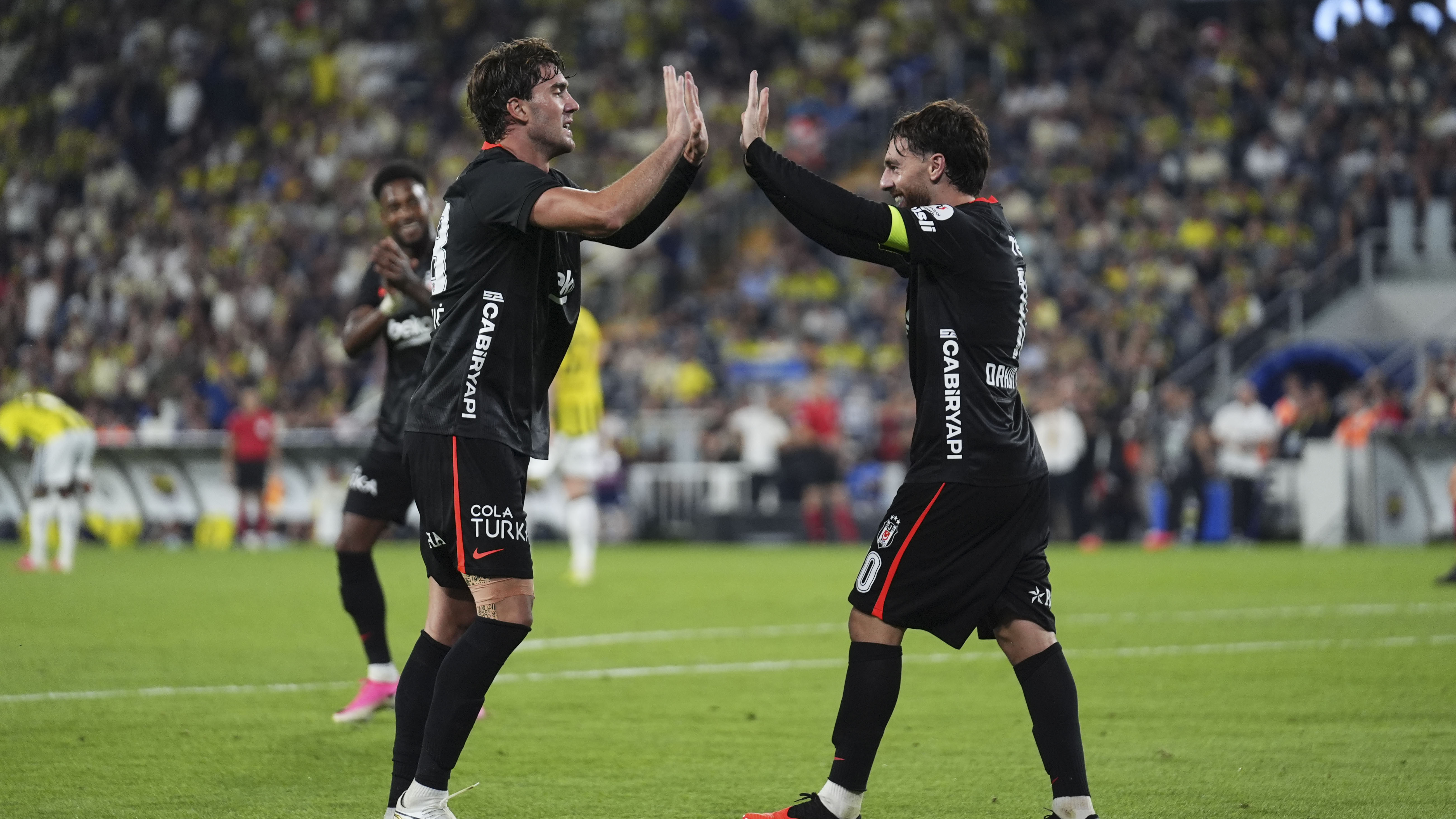 Dusan Vlahovic'ten Orkun Kökçü Açıklaması: Messi Gibi Asist Yaptı