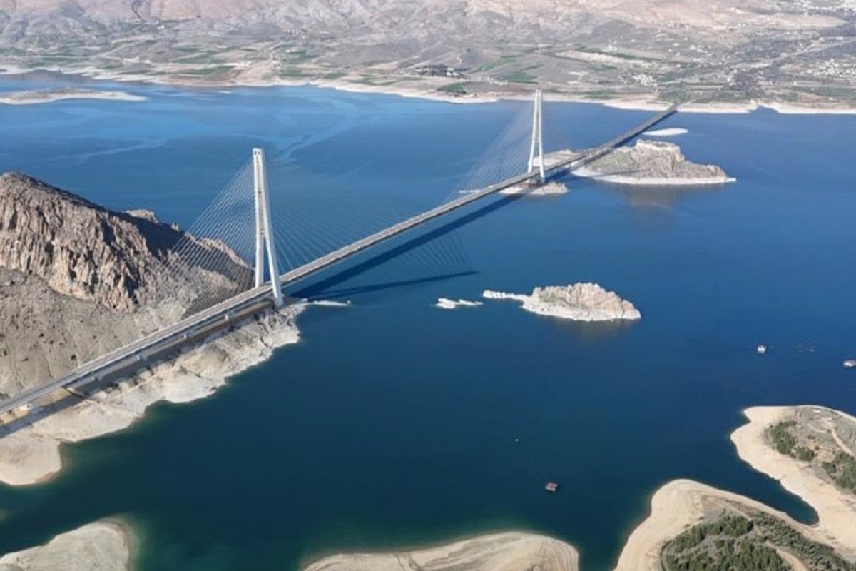 Elazığ ile Tunceli'yi Birleştirecek Pertek Köprüsü İçin Süreç Başladı