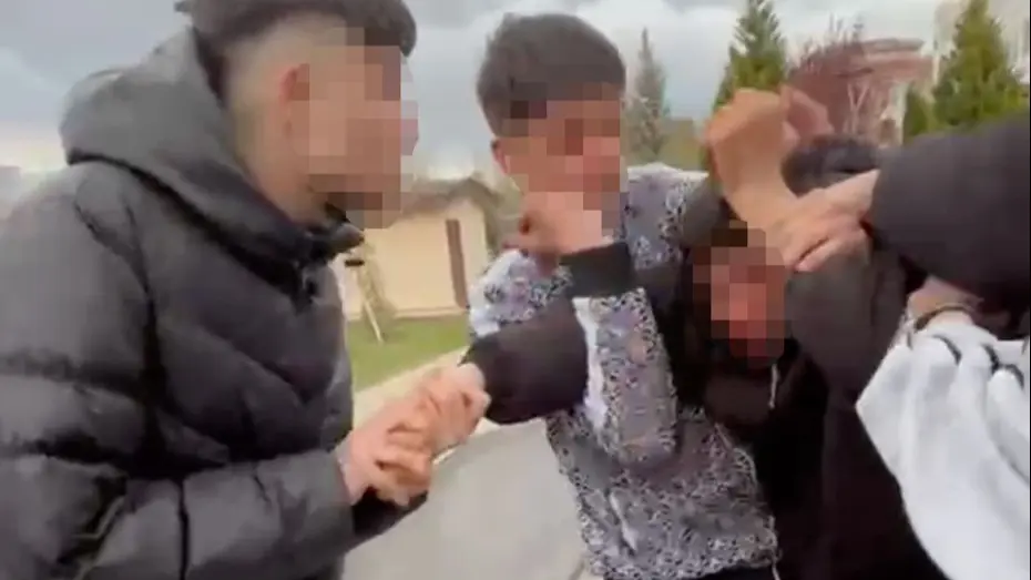 Eskişehir'de Akran Zorbalığı: Darp Anlarını Sosyal Medyada Paylaştılar