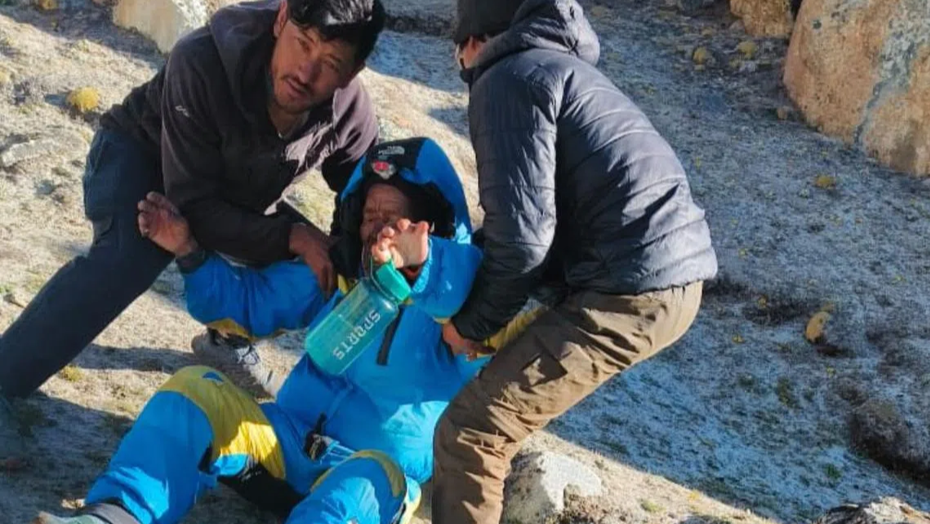 Everest'te İnanılmaz Kurtuluş: 6 Gün Sonra Sürünerek Kampa Ulaştı