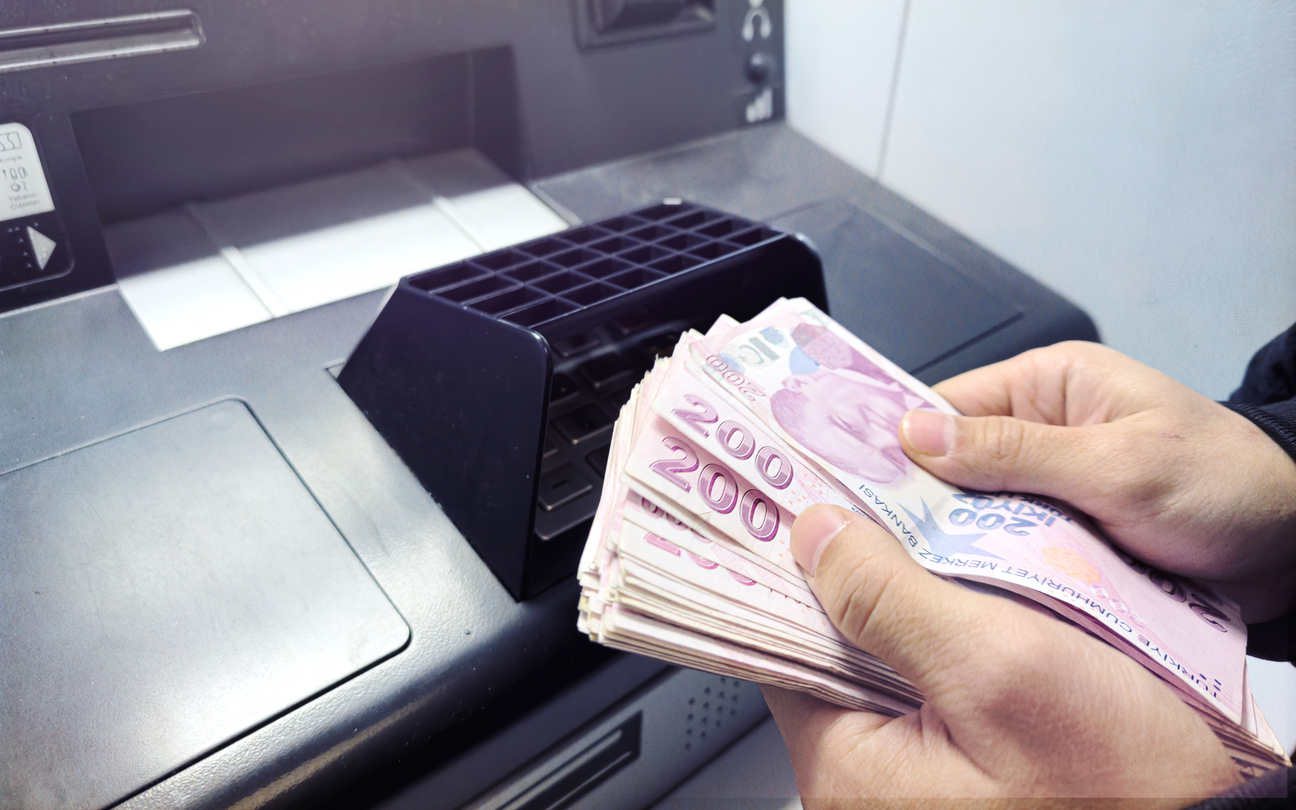 Faizsiz 100 bin TL Kredi Fırsatı: Başvuranların Hesabına Anında Yatıyor