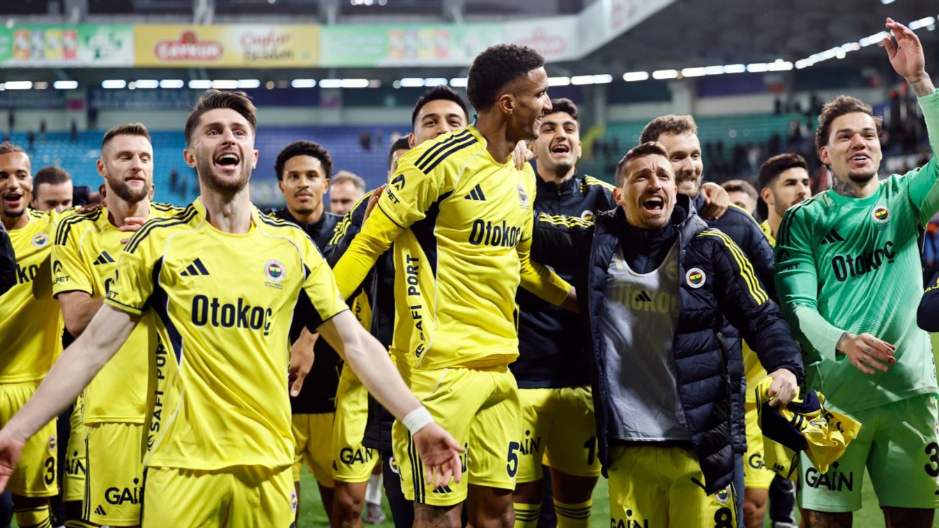 Fenerbahçe'de Ayrılık Çanı: Rodrigo Becao Rusya Yolcusu
