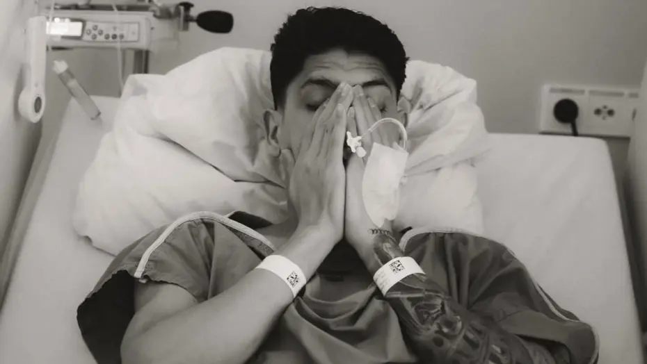 Fenerbahçe'de Edson Alvarez Krizi: Islıklı Protesto ve Gece Yarısı Mesajı
