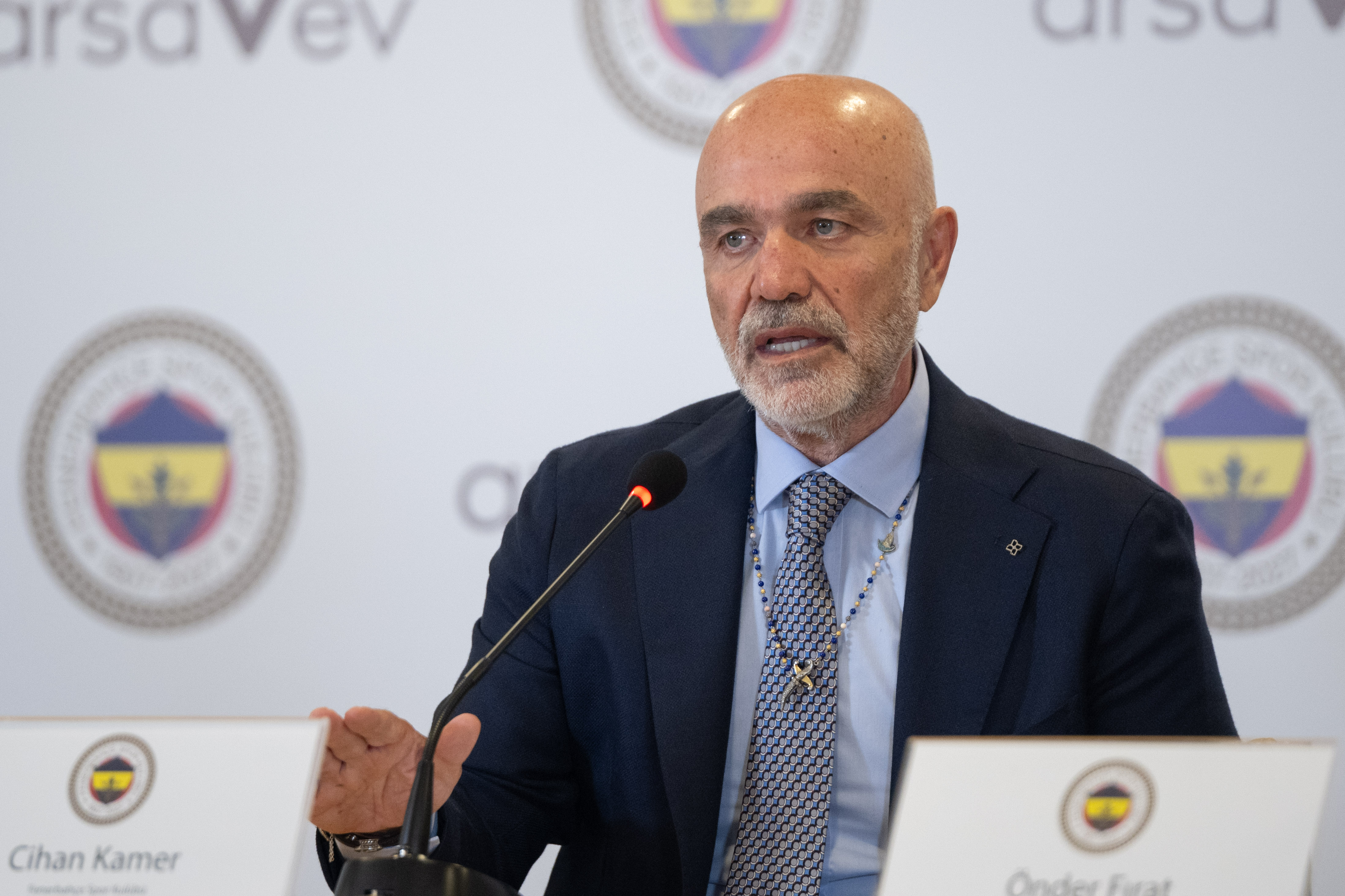 Fenerbahçe'de Kritik Tarih: Cihan Kamer'den Forvet Transferi Açıklaması