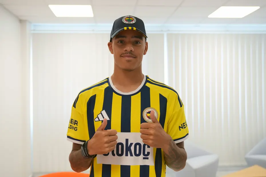 Fenerbahçe'de Mason Greenwood Heyecanı: Yıldız Futbolcu İstanbul'a İndi