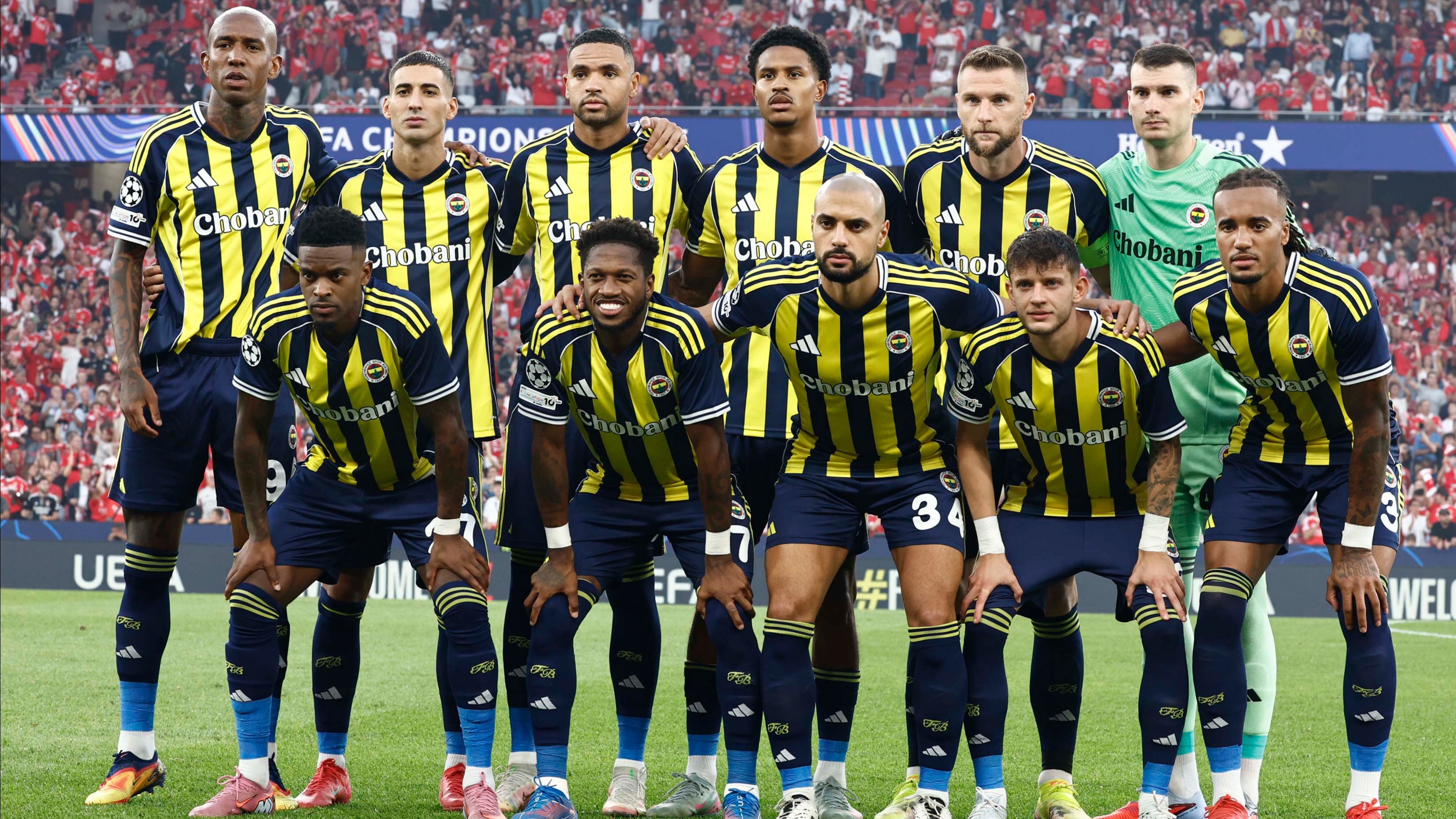 Fenerbahçe'de Sürpriz Gelişme: İstenmeyen İsim Barcelona'ya Transfer Oluyor