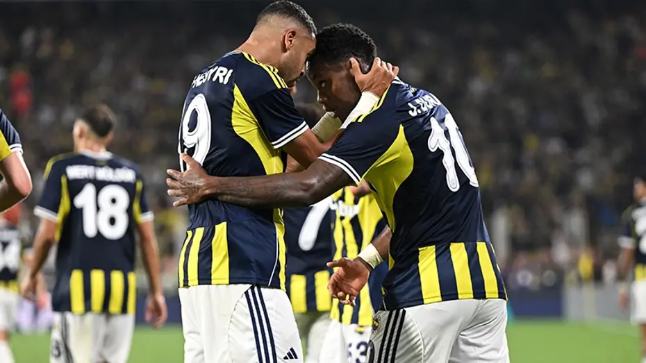 Fenerbahçe'den Ayrılan Jhon Duran Zenit'te de Beklentileri Karşılayamadı