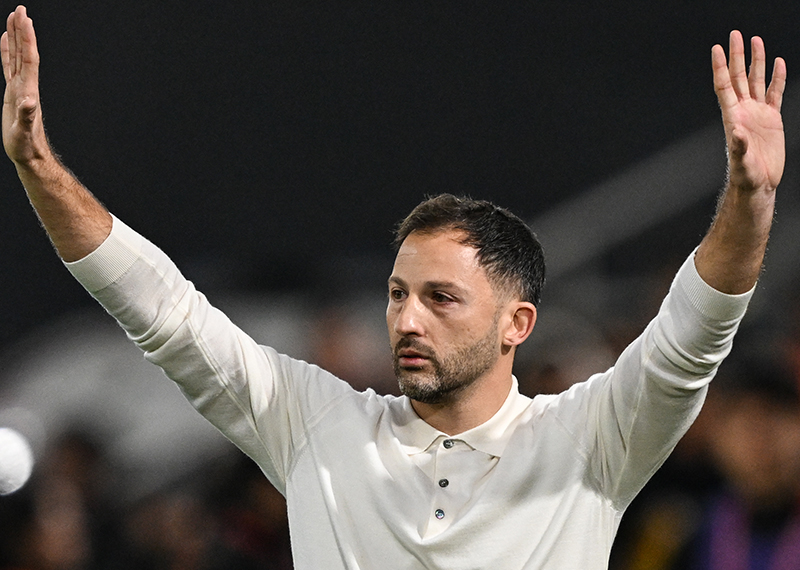 Fenerbahçe Sonrası İtalya'da da Tutunamadı: Domenico Tedesco Görevden Alındı