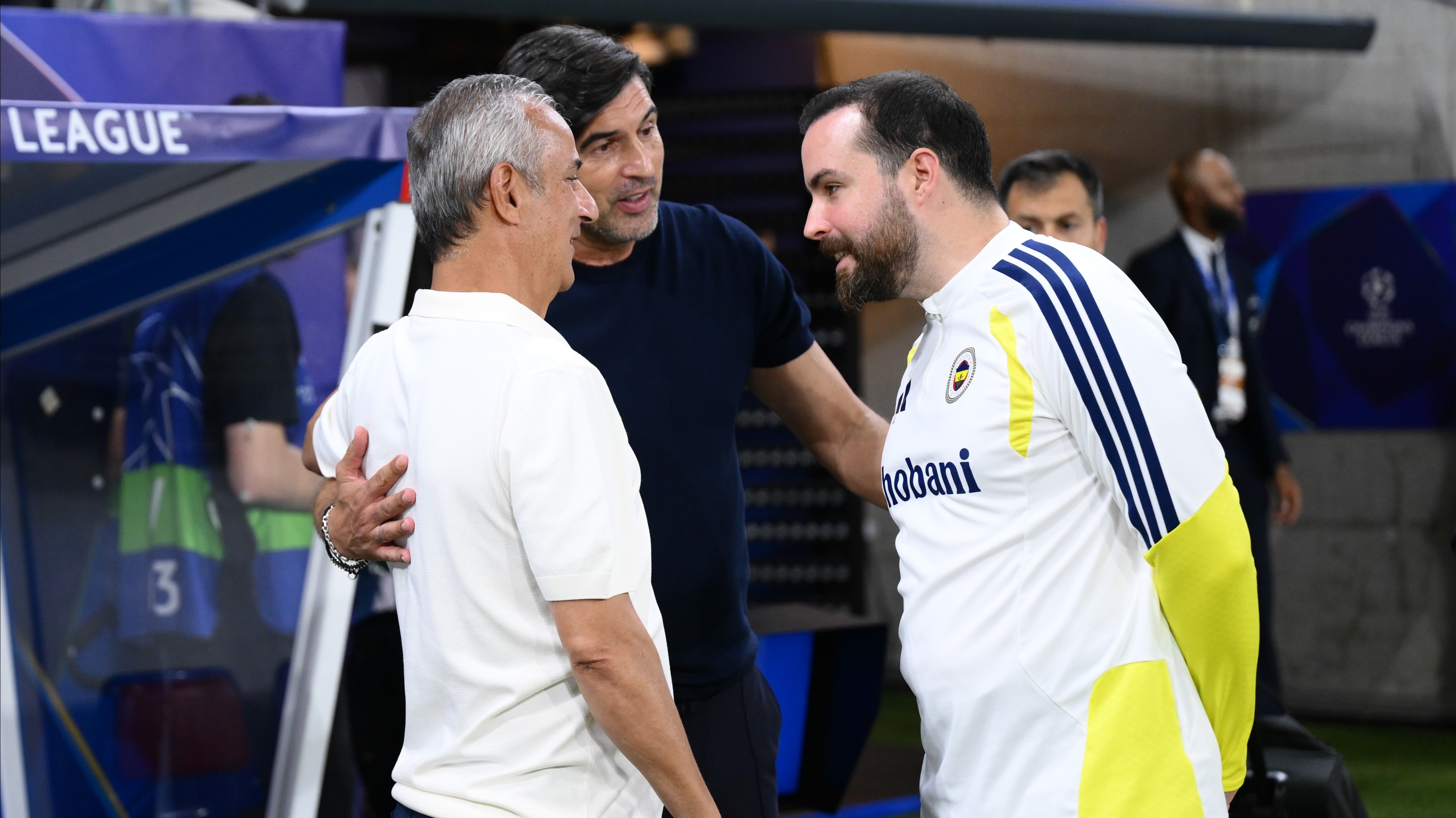 Fenerbahçe'ye Elenen Lyon'da Paulo Fonseca Sorulan Soruya İsyan Etti: Kötü Müyüm?