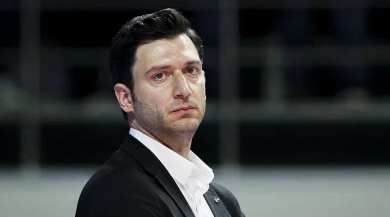 Ferhat Akbaş Asya'da Yılın Başantrenörü Seçildi