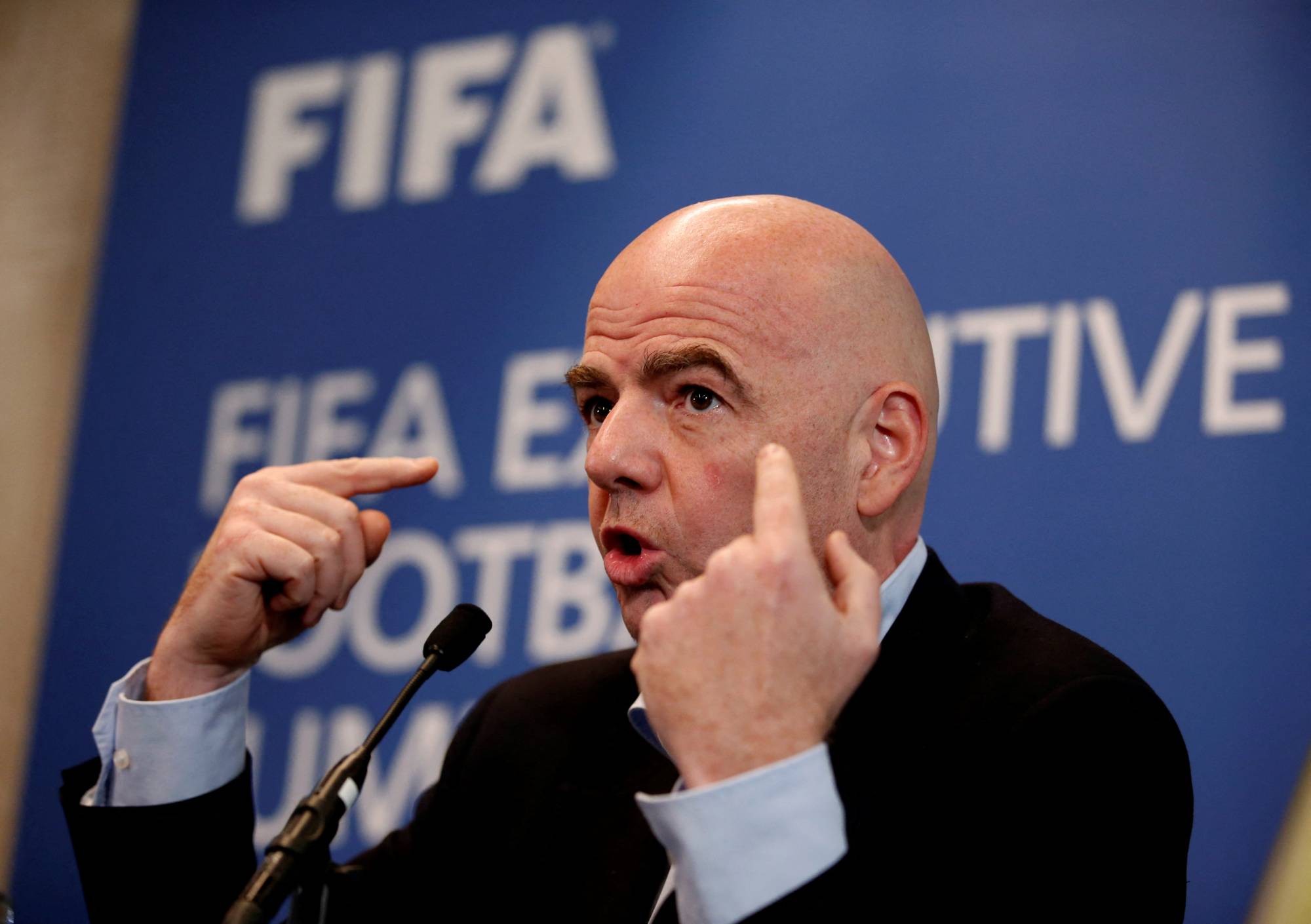FIFA Başkanı Gianni Infantino'ya Şok Suçlama: UEFA Döneminde Yasak Aşk ve Tazminat İddiası