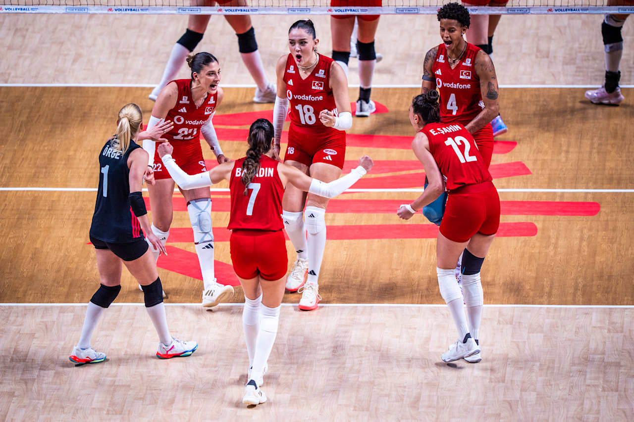 Filenin Sultanları Final İçin Sırbistan Karşısında