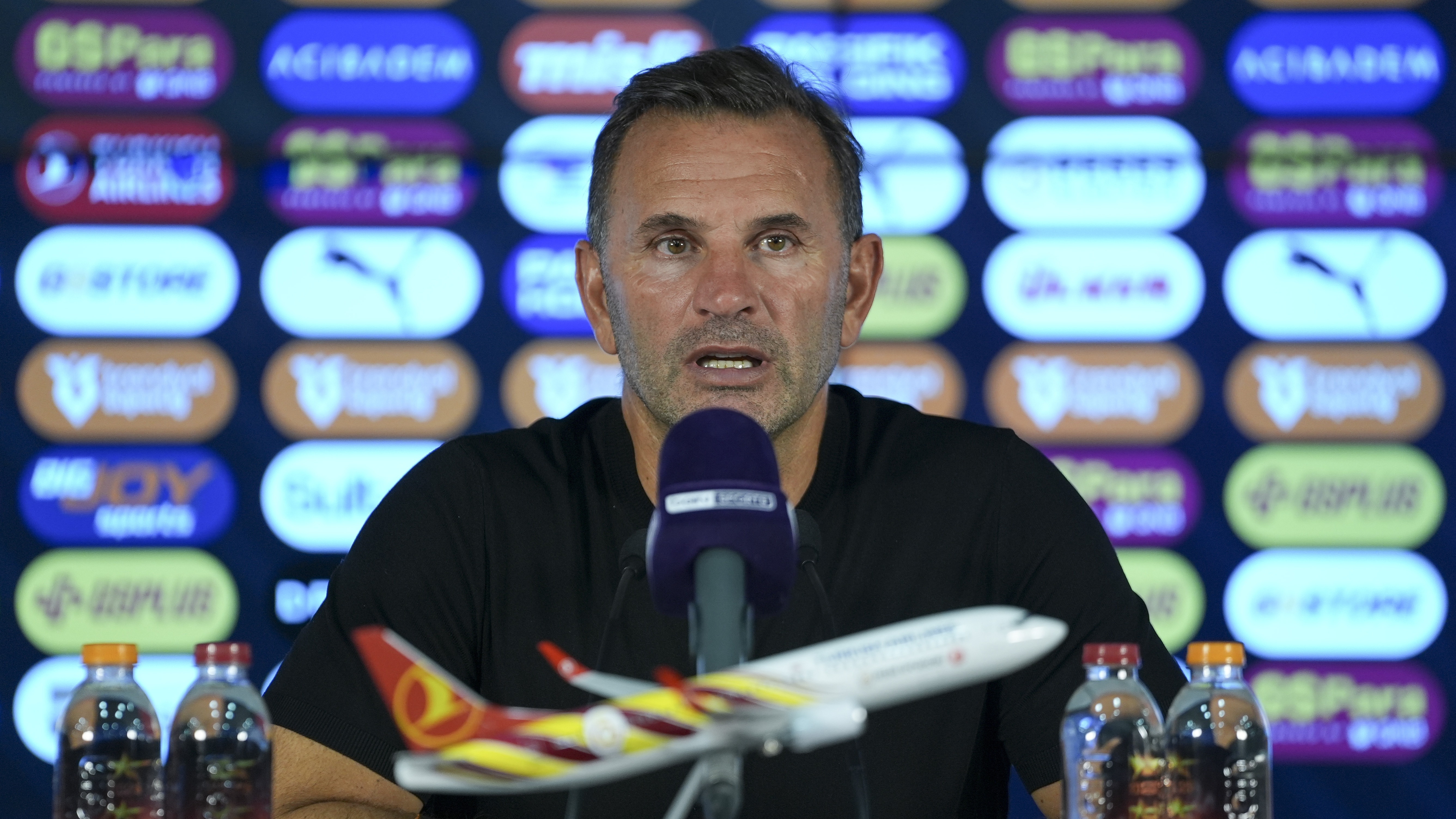 Galatasaray'da Okan Buruk'tan Çorum FK Maçı ve Transfer Açıklaması
