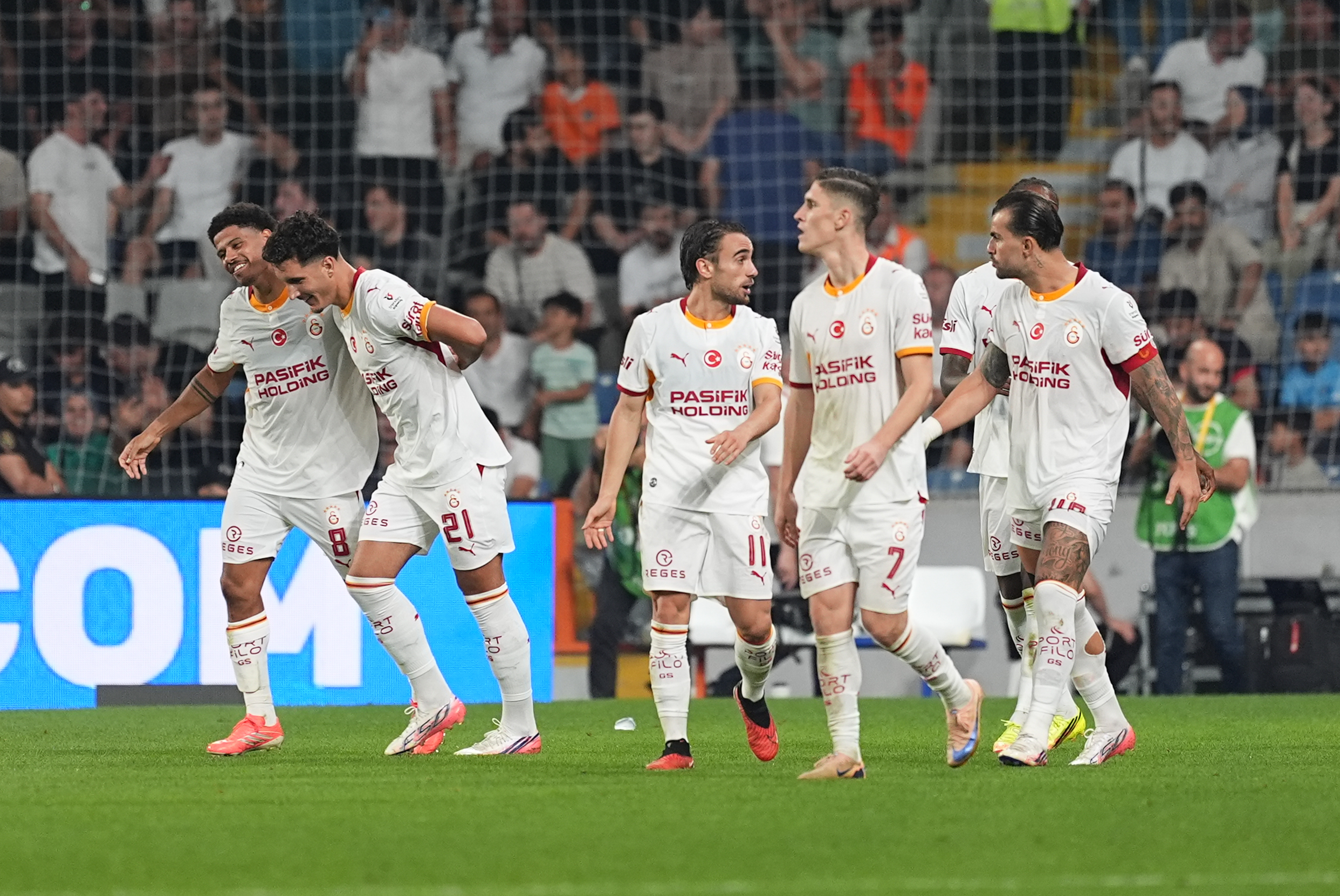 Galatasaray Şampiyonlar Ligi'nde Sahne Alıyor: Sporting Maçı Öncesi Tüm Detaylar