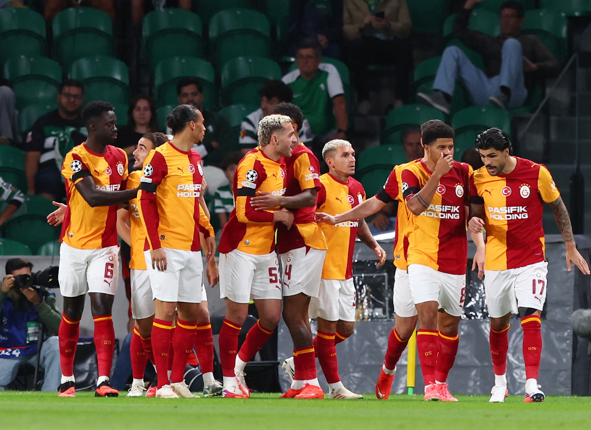 Galatasaray, Şampiyonlar Ligi'ne Sporting Mağlubiyetiyle Başladı
