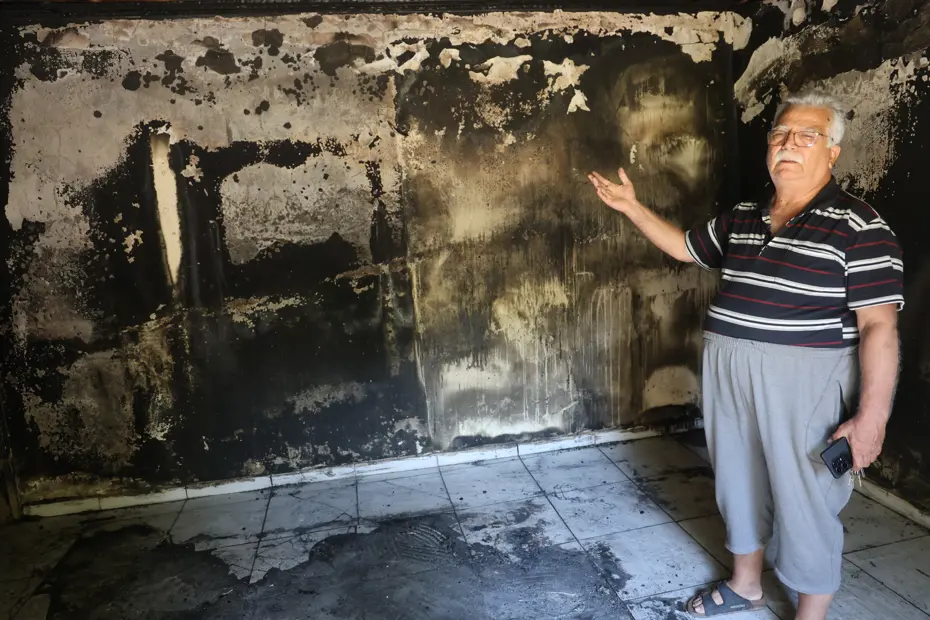 Hatay'da Yürek Yakan Olay: 40 Yıllık Emekleri Kül Oldu
