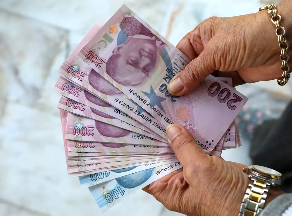 Haziran Ayı Yaşlı ve Engelli Aylıkları Hesaplara Yatırılmaya Başlandı