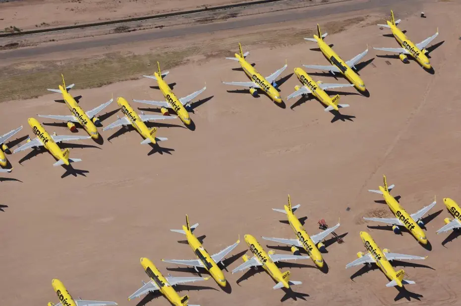İflas Eden Spirit Airlines'ın Devrim Yaratan Uçakları Arizona Çölüne Terk Edildi