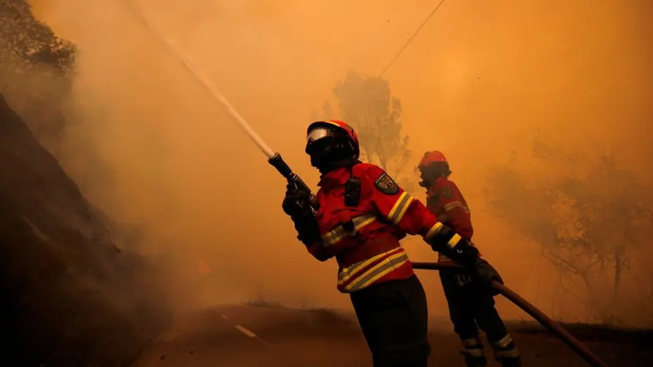 İspanya ve Portekiz Alevlere Teslim: Orman Yangınları İçin Alarm Zilleri Çalıyor