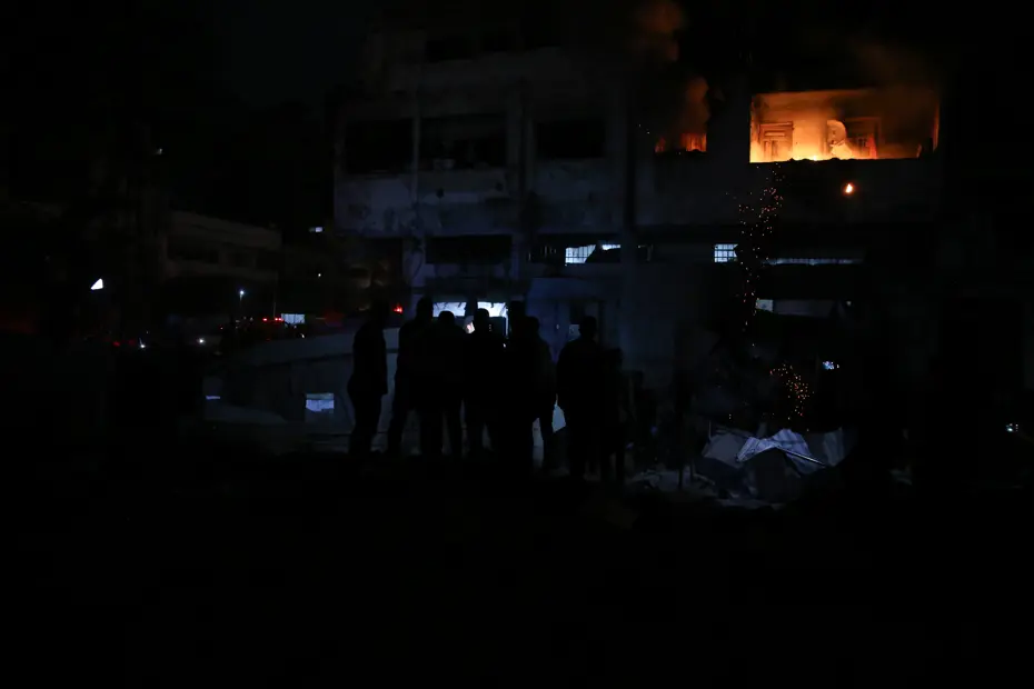 İsrail Gazze'de Kanlı Gece: Aynı Aileden 5 Kişi Hayatını Kaybetti