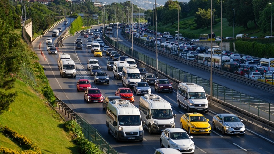 İstanbul'da Okullar 14 Eylül'de 10.00-15.00 Saatleri Arasında Açılacak