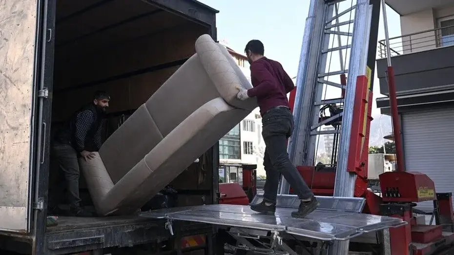 İstanbul'da Taşınma Maliyeti 250 Bin Lirayı Aştı: Kira, Nakliye ve Komisyonlar El Yakıyor