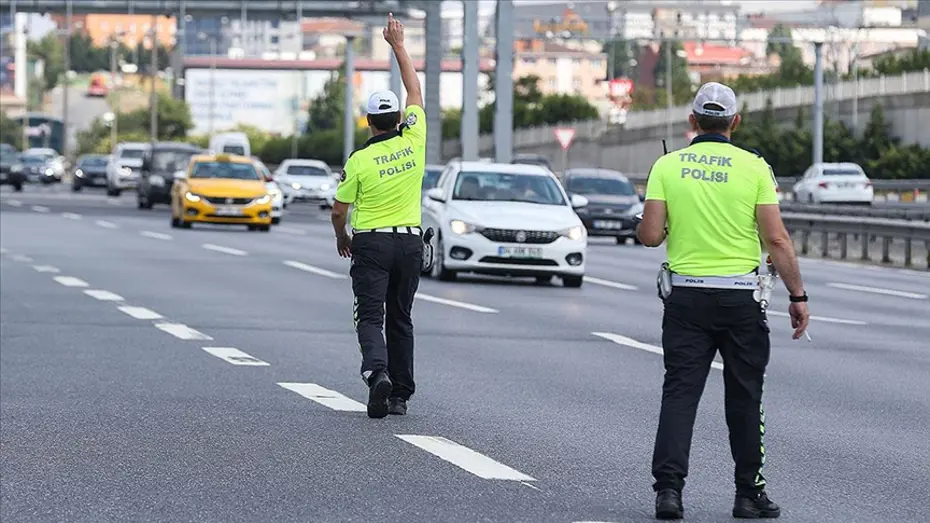 İstanbullular Dikkat: Saat 12.00'den Sonra Bu Yollar Trafiğe Kapatılacak